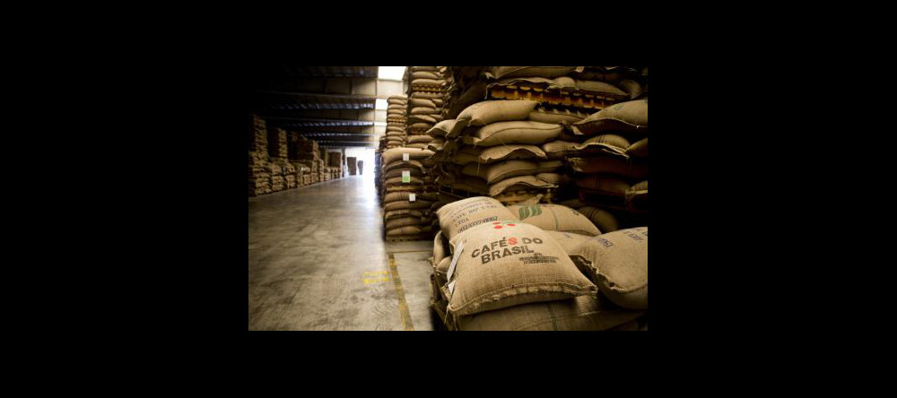 More than 250,000 tonnes of coffee beans are stored in the port of Antwerp at any one time, making Antwerp by far the largest storage site for coffee in the world.